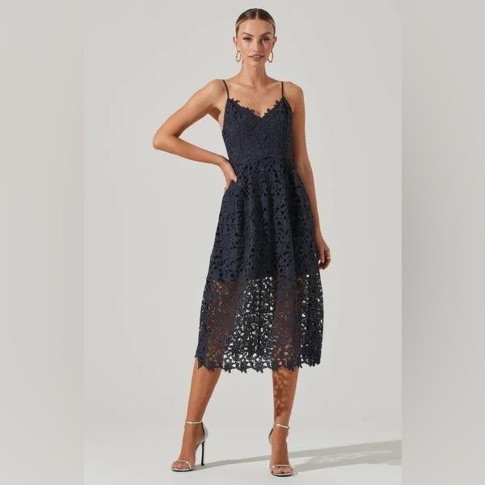 Astr The Label A Line Lace Midi Dress, navy, size medium, worn once